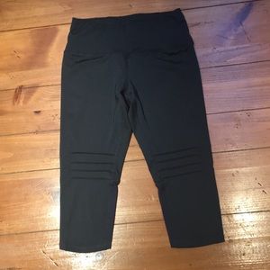 Oiselle Workout Capri